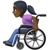 坐在手动轮椅上的女人:深色肤色emoji素材一 160x160像素