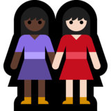 女性牵手：深色肤色，浅色肤色emoji素材一 160x160像素