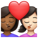 亲吻: 女人女人中等-深肤色较浅肤色emoji素材一 160x160像素