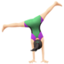 苹果系统里的侧手翻的女人：浅肤色emoji表情