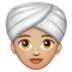 WhatsApp里的戴头巾的女人：中等浅肤色emoji表情