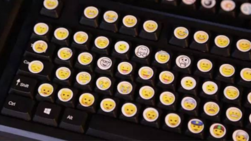 现在，你可以用这个超级emoji键盘花式聊天了