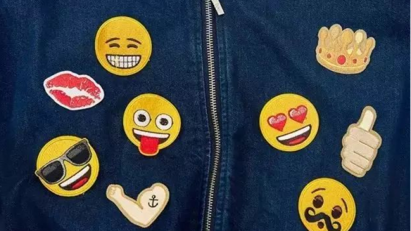 你的身上还差这些表情 | emoji与潮流服饰的碰撞缩略图